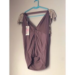 Gold-chained jasmine tank